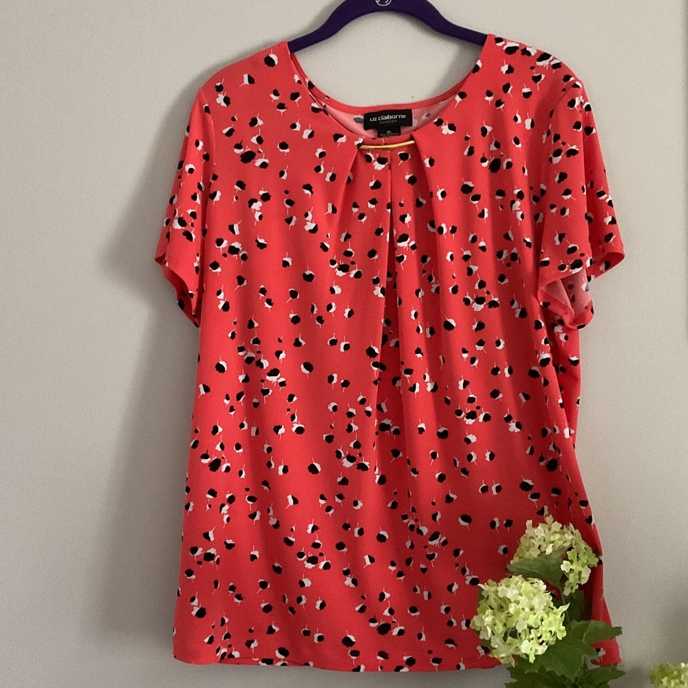 Liz Claiborne Vibrant Orange and Black Top X-Large